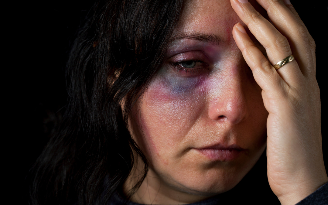 A violência contra a mulher segue atingido milhares de vítimas